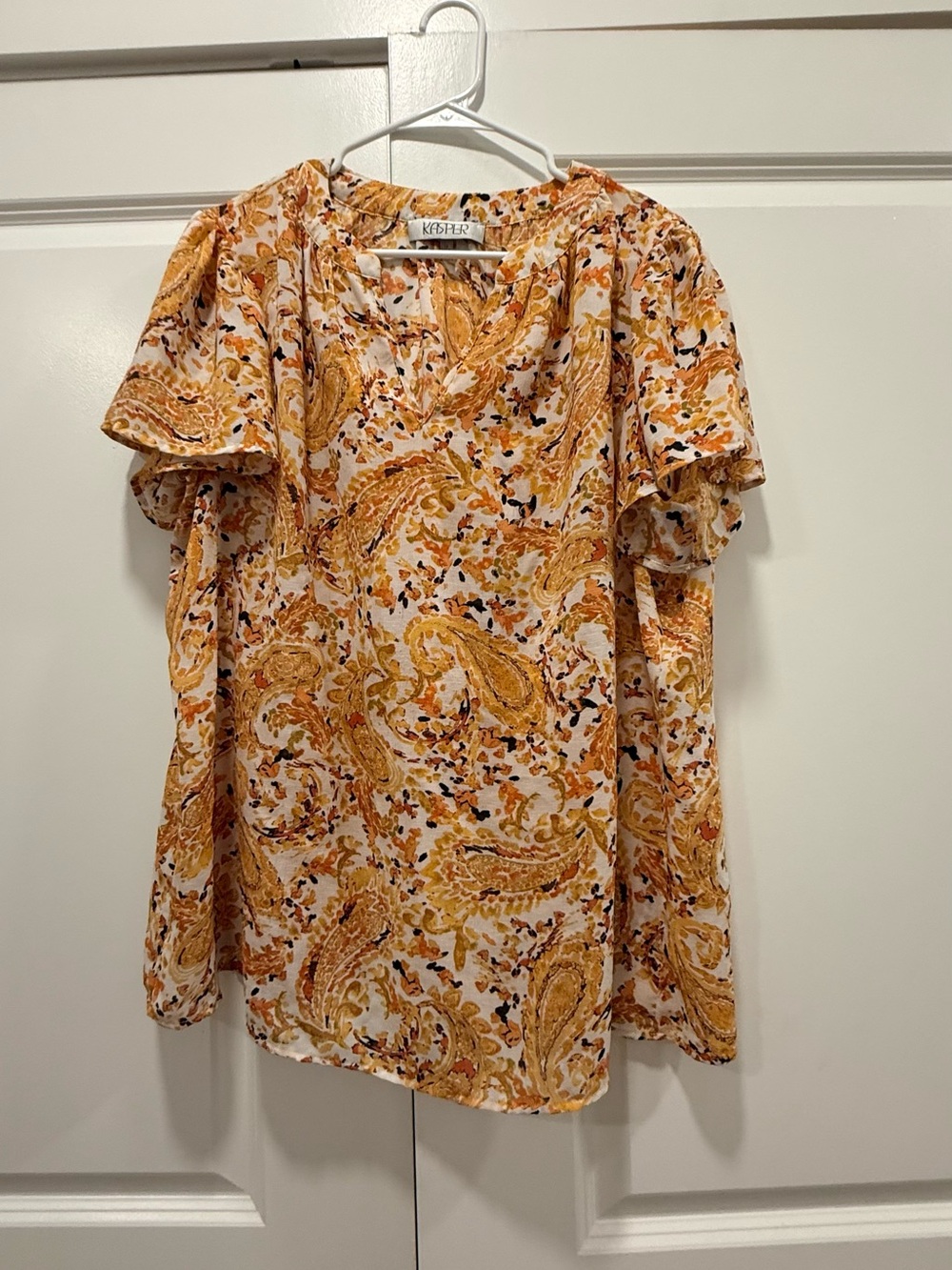 🔥$10 FINAL PRICE🔥 Kasper Paisley Print Flutter Sleeve Blouse Split V-Neck❤️ - Picture 6 of 7